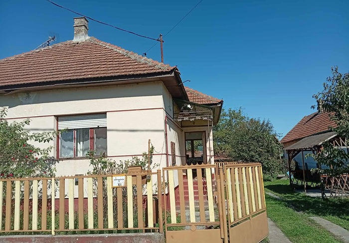 🏠 CASĂ CU TEREN URIAȘ ȘI MULTIPLE DEPENDINȚE – TYUKOD